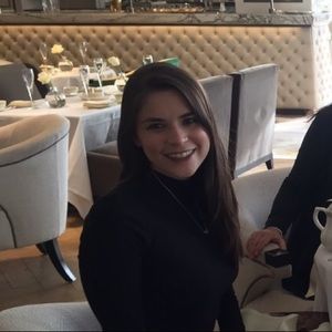 Meet your Posher, Anna